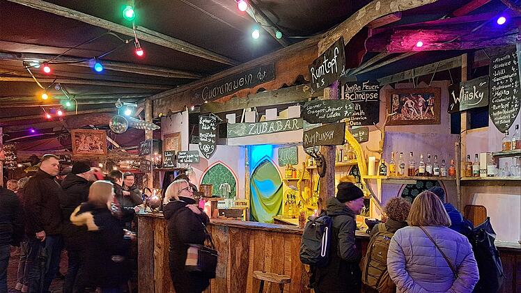 Neues Lichtkonzept für Fürther Mittelalter Weihnachtsmarkt