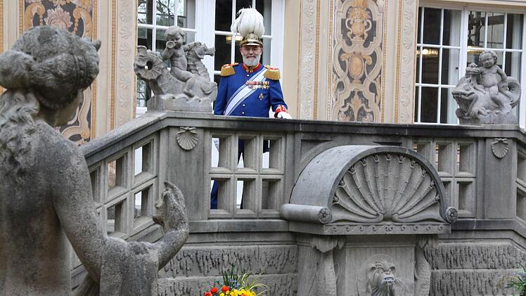 König Ludwig III. im Schmuckhof
