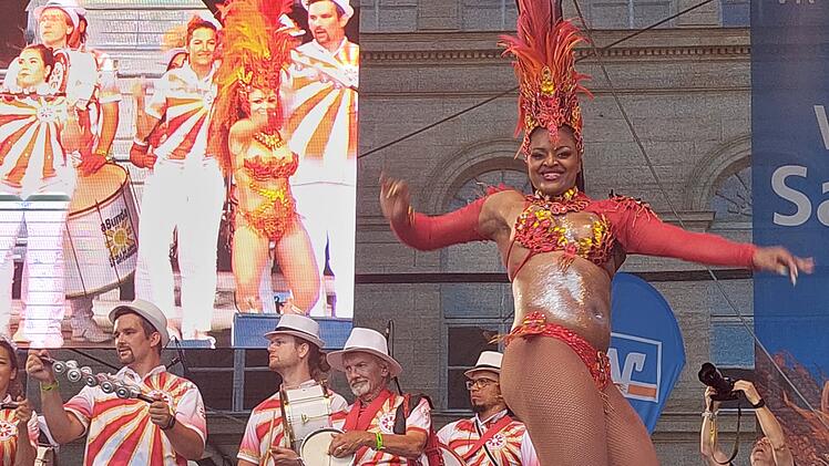 Coburger Samba-Festival 2022 in Bildern: so bunt und energiegeladen wurde gefeiert