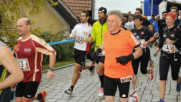 Über 180 Starter sind am Samstag in Ludwigschorgast beim 30. Frankenwaldlauf dabei - so viele wie lange nicht mehr.  Foto: Kraus