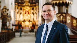 Matthias Bambynek (Obere Pfarre) übernimmt zusätzlich die Aufgaben in der Pfarrei St. Martin.  Foto: EOB