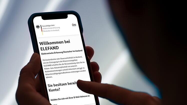 Guilherand-Granges, France - June 16, 2025. ELEFAND Germany: Electronic Registration of Germans Abroad enables German citizens to register trips for crisis support from the Foreign Office.