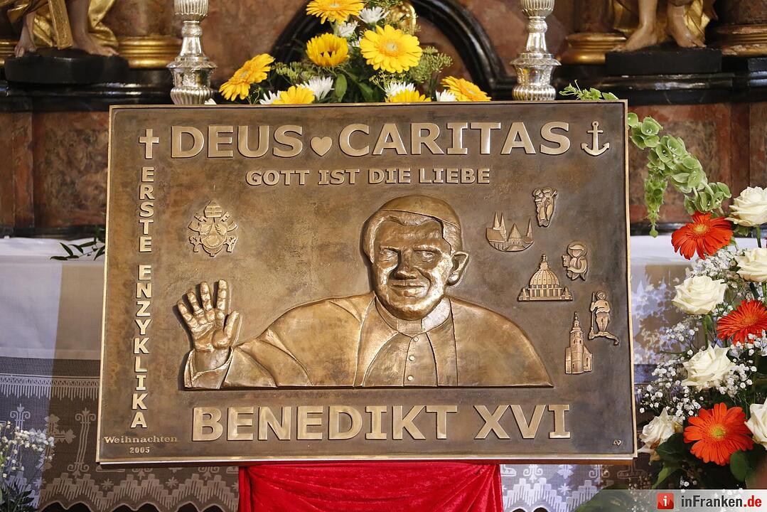 Herzlicher Empfang für Georg Gänswein in Höchstadt