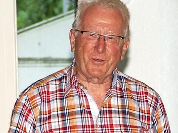 Heitere Unterhaltung bescherte der Mundartautor Wilhelm Wolpert in Trossenfurt.  Foto: sw