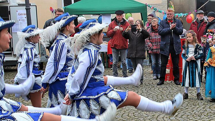 Am Anger feierten die Münnerstädter am Samstag ihren Straßenfasching.Dieter Britz