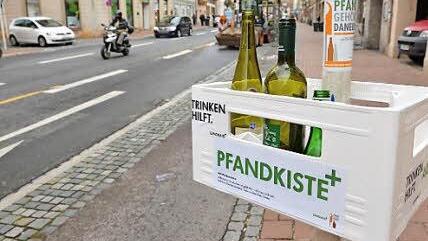 So sahen die Pfandkisten aus. Foto: Ronald Rinklef/Archiv