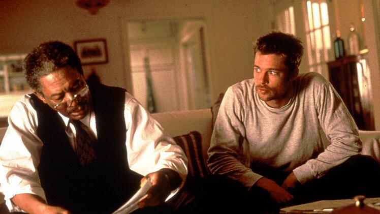 Im Thrillerfach in Sachen Ästhetik und Spannung stilbildend: In "Sieben" ergründet Fincher die Abgründe der menschlichen Natur.