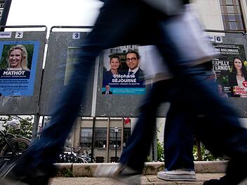 Regierungskrise in Paris