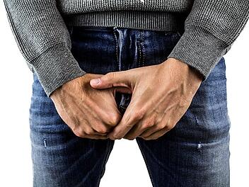 Trichomoniasis kann den Penis zum Jucken bringen.