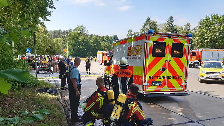 Gasaustritt in Neuhaus an der Pegnitz: Mehrere H&auml;user ger&auml;umt