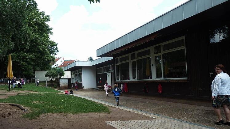 Der Sinnberg Kindergarten vor dem Abriss.