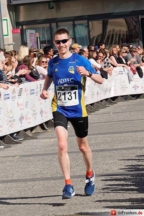 Weltkulturerbelauf 2017 in Bamberg: Der Zieleinlauf am Maxplatz