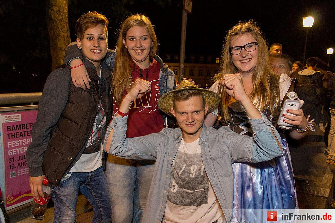 Sandkerwa: Partyfotos