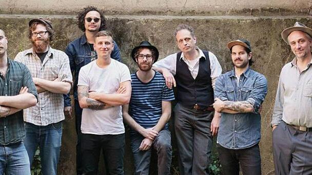 Die Gruppe "Folk's Worst Nightmare" spielt eine brodelnde Mixtur aus Country, Folk und Blues.  Foto: privat