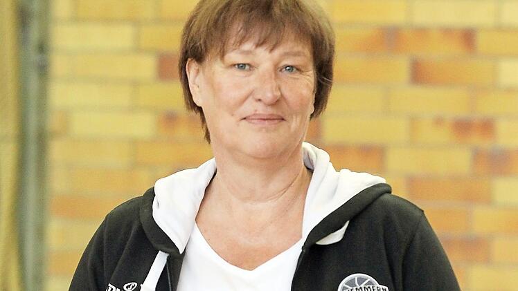 Spielerin, Trainerin, Basketball-Abteilungsleiterin: Martina Förner ist seit knapp 40 Jahren in verschiedenen Funktionen für den SC Kemmern. Foto: Alfred Weinkauf