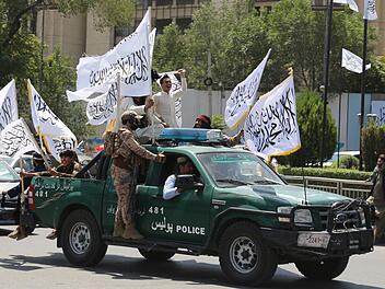 Taliban-Mitglieder in Kabul