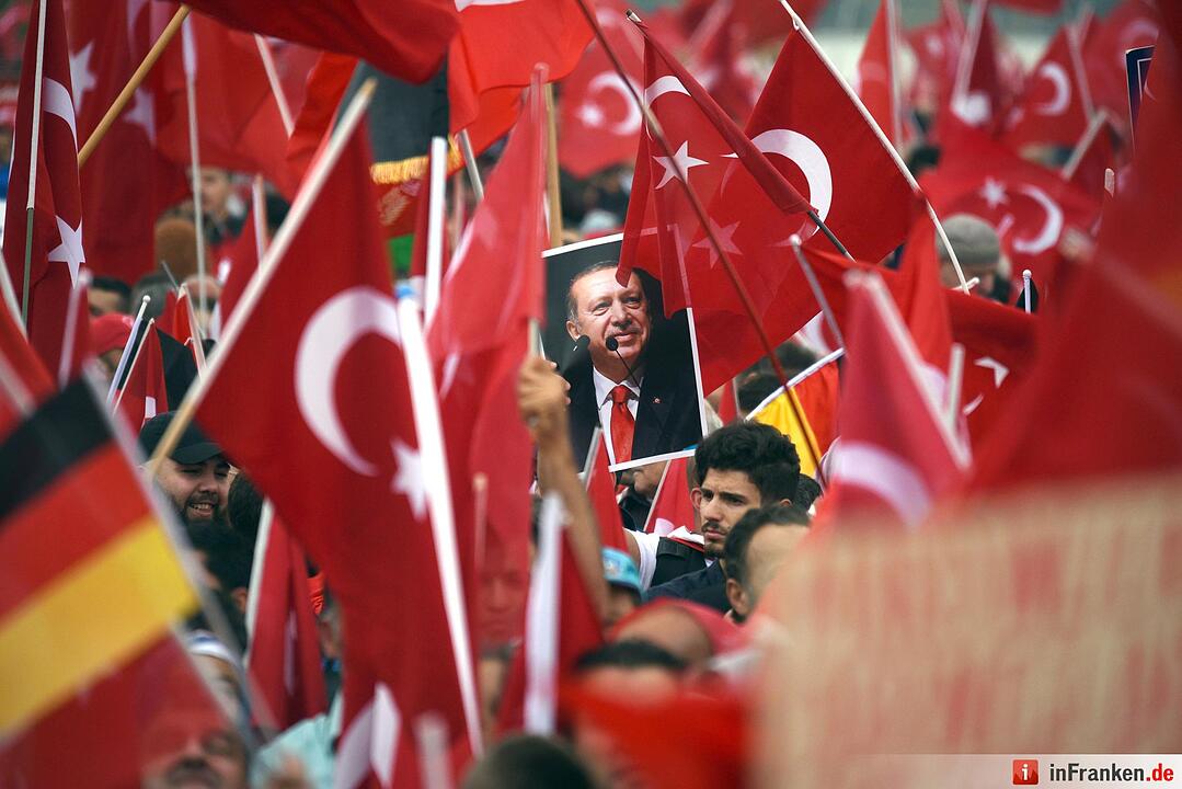 Demo von Erdogan-Anhängern in Köln