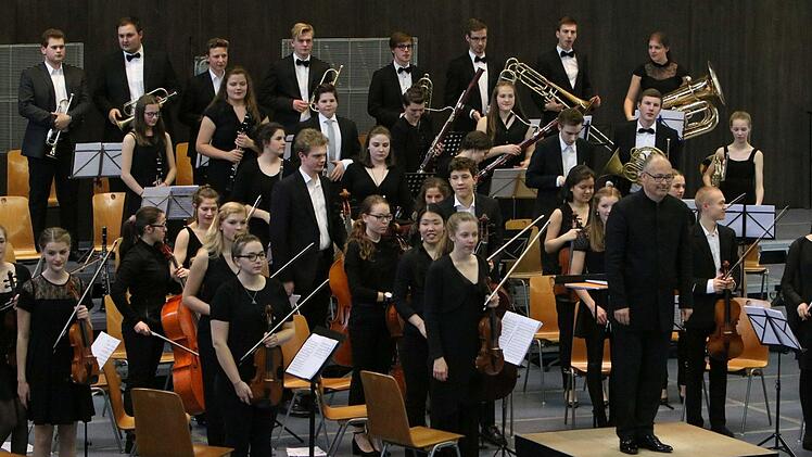 Impressionen vom Gastspiel des Jugend-Symphonieorchester Oberfranken in FrohnlachFoto: Jochen Berger