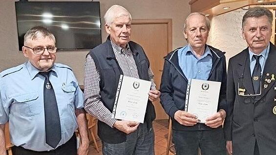 Ehrung f&uuml;r 50 Jahre Mitgliedschaft in der KSK Untererthal: Hermann Desch (ehemaliger Vorstand KSK), Wolfgang Jachmann, Thomas Hammer, Klaus Lutz (Kreisvorsitzender).