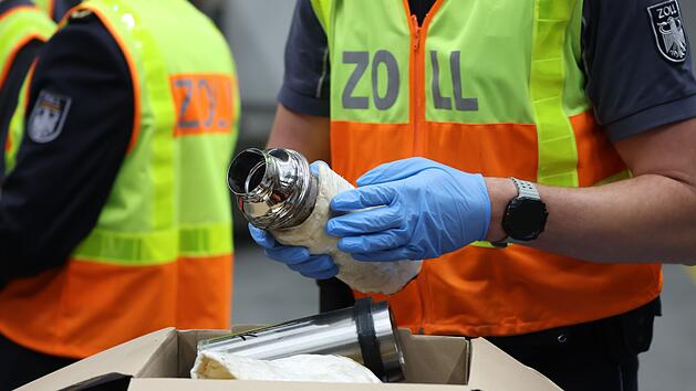 E-Commerce-Boom: Zoll fertigt deutlich mehr Sendungen ab