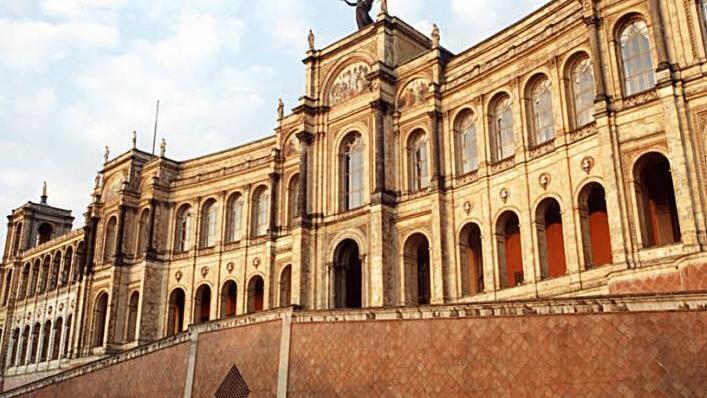 Nur einer kommt durch: Bislang hatte die CSU immer das Direktmandat  für den Bayerischen Landtag fest abonniert.   Es ist kaum zu erwarten, dass das 2013 anders sein wird.  Foto: Archiv