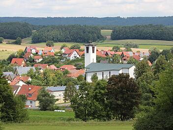 Jedes Jahr wird an die einstige Weihe des Gotteshauses auch mit zwei feierlichen Gottesdiensten (Sonntag und Montag) erinnert. Foto: Jasmin Herbst