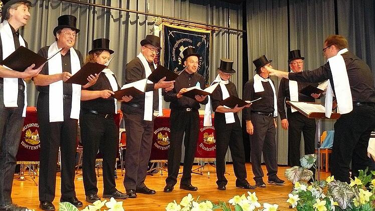 Lustige Einlage: "Verwegene Männer mag man eben!"