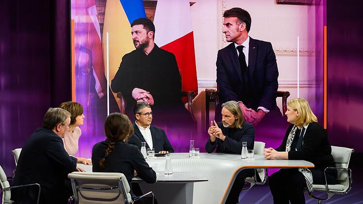 "Wenn das heute scheitert, ja, dann braucht Putin gar nichts mehr machen", warnte Armin Laschet noch - doch die Staats- und Regierungschefs der EU einigten sich auf weitere Finanzhilfen in Milliardenh&ouml;he.