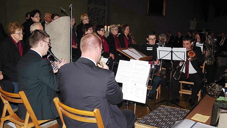 Die Bläsergruppe St. Georg Friesen unter Leitung von Heiko MeuselHeike Schülein
