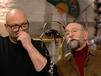 Horst Lichter musste in der Montagsausgabe der ZDF-Tr&ouml;delshow "Bares f&uuml;r Rares" erstmal vorsichtig nachfragen: "Ist das Kunst?"