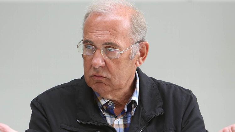 Gut schaut er aus. Erholt könnte man meinen. Zumindest auf den ersten Blick. Doch auch nach den Pfingstferien nimmt "Familien-Affäre" den scheidenden Landtagsabgeordneten Eduard Nöth (CSU) schwer mit. Fotos: Barbara Herbst