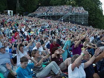 Tausende genossen wieder die Stimmung und besondere Atmosphäre auf der Banzer Klosterwiese. Foto: Barbara Herbst