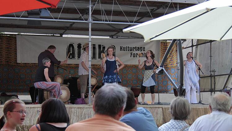 Auftakt bei den Afrika-Kulturtagen in Forchheim. Foto: Michael Memmel