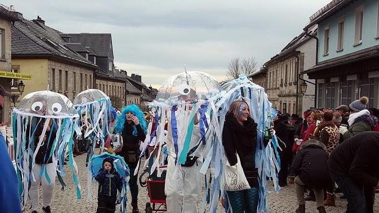 Impressionen vom Teuschnitzer Gaudiwurm. Foto: heike Schülein