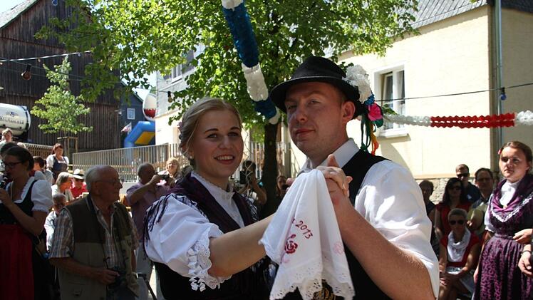 Ebersdorf hält auf seiner Kerwa die Traditionen hoch.Veronika Schadeck