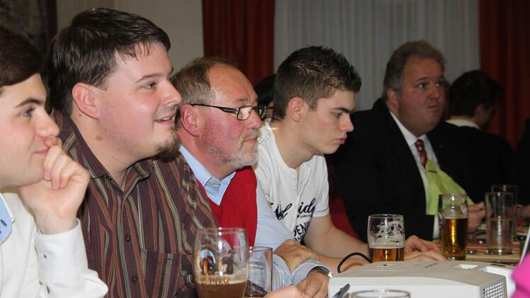 Gespannt wartet man auf die neuesten Ergebnisse.