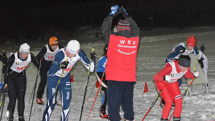 Nachtskisprint beim WSV Oberweißenbrunn. Foto: Jürgen Schmitt