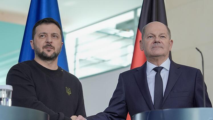 Bundeskanzler Scholz trifft Präsident Selenskyj