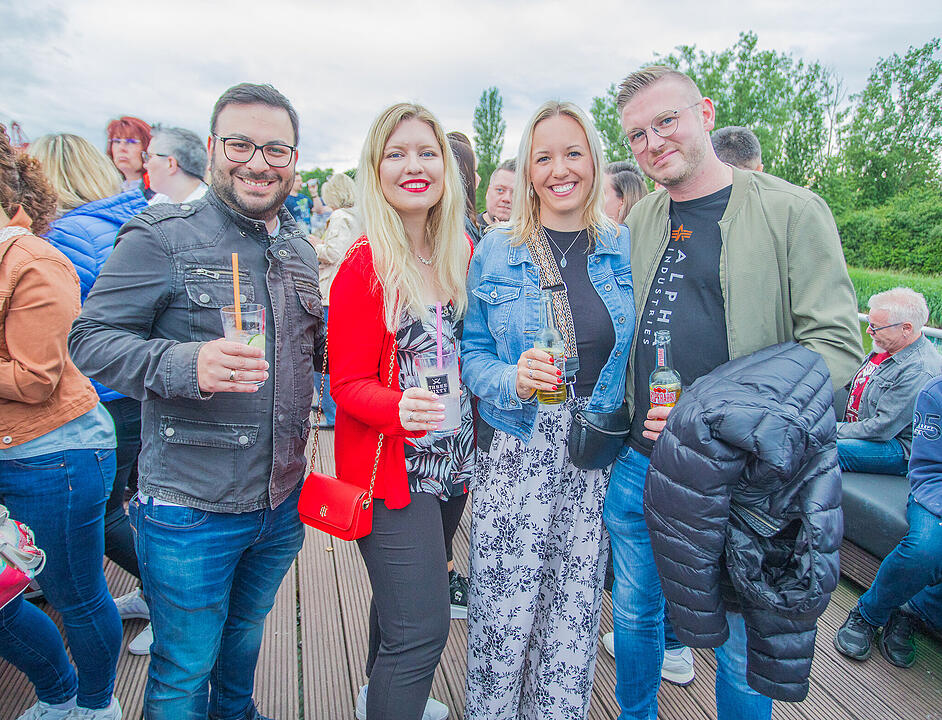 Auf drei Decks wurde richtig gefeiert!