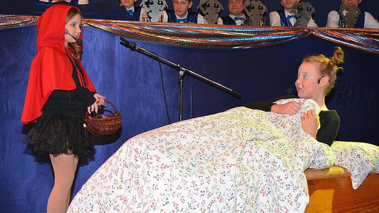 Das Märchen Rotkäppchen auf eine besondere Art. Fotos: Schmidt