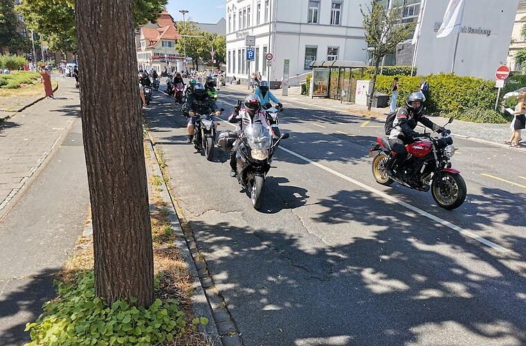 Toy Run Bamberg 2025 am Samstag: Biker helfen schwer kranken Kindern