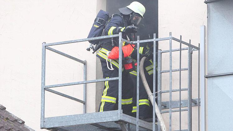 In einem Späne-Silo in Buch am Wald hat es am Dienstag stark gebrannt. Foto: News5 / Buerkel