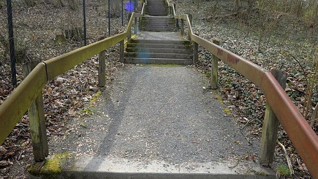 Die Zukunft des ehemaligen Kinderkurheims St. Josef am Bad Kissinger Stationsberg beschäftigt die Justiz. Anwohner klagen gegen den Bauvorbescheid der Stadt.  Foto: Siegfried Farkas