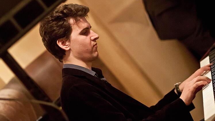 Der Saxofonist Till Martin gastierte mit seinem Quartett im Ratskeller. Am E-Piano: Christian Elsässer.Foto: Jochen Berger