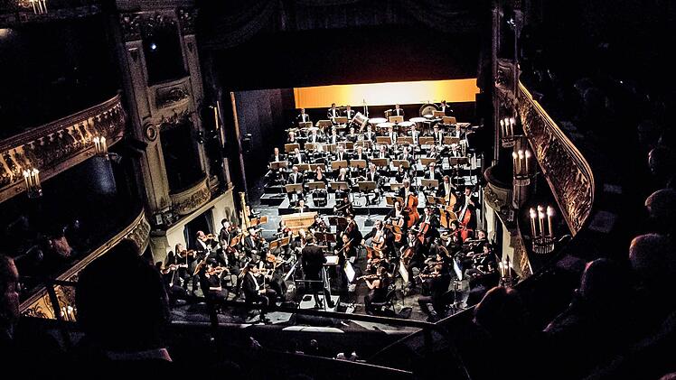 Impressionen vom Sinfoniekonzert im Coburger Landestheater.Foto: Jochen Berger