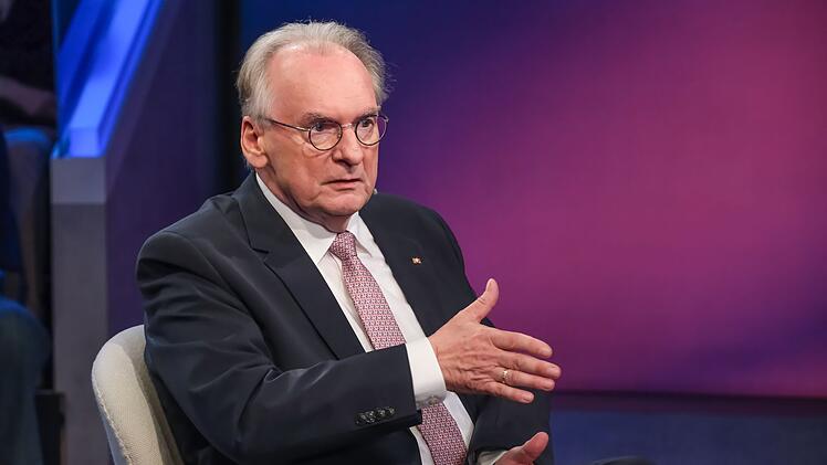 Ex-CDU-Ministerpr&auml;sident Haseloff kritisierte bei "Maischberger", dass Deutschland in Krisensituationen nicht schnell genug handeln kann.