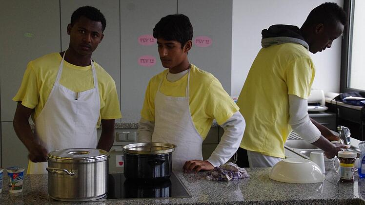 Unterricht für die unbegleiteten Jugendlichen. Foto: Marco Meißner