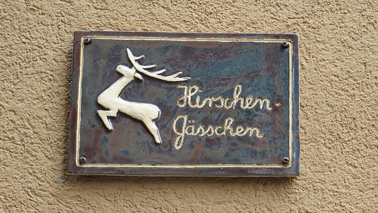 Tonschild am Eingang des GässchensFoto: Erich Olbrich