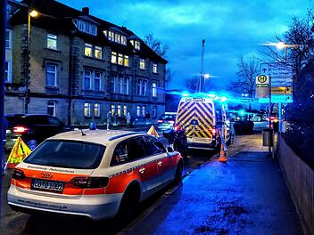 Großeinsatz in der Ahorner Straße