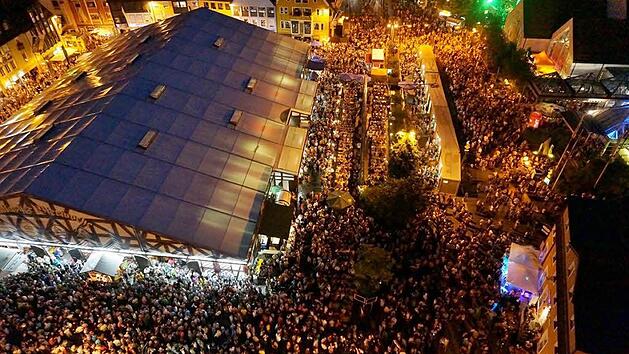 Das Bierfest auf dem Kulmbacher Zentralparkplatz wird es heuer nicht geben. Foto: Archiv/Ingo B&auml;r